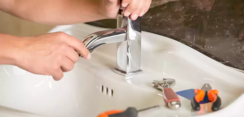 Bathtub Faucet Replacement in Hemet